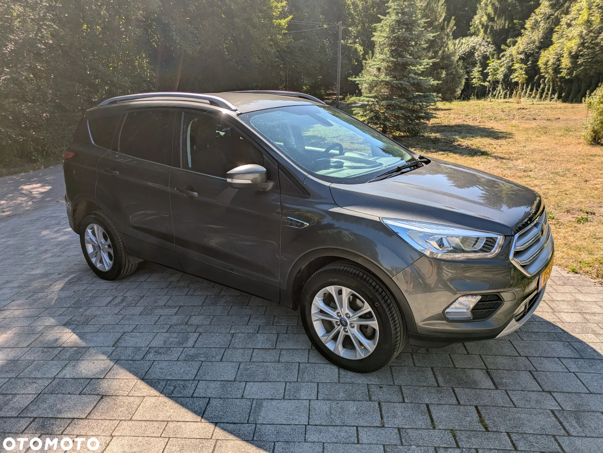 Ford Kuga 1.5 EcoBoost FWD Edition ASS MMT6 - 3