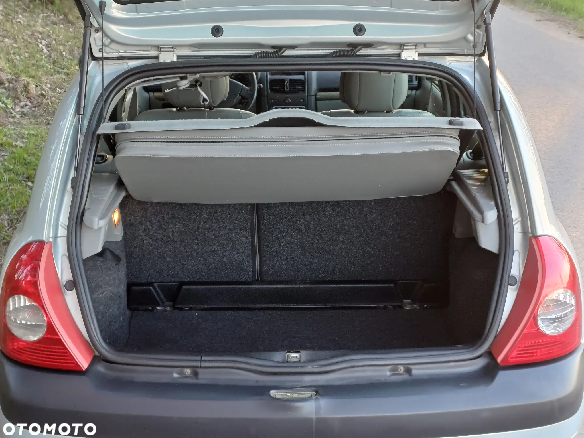 Renault Clio - 30