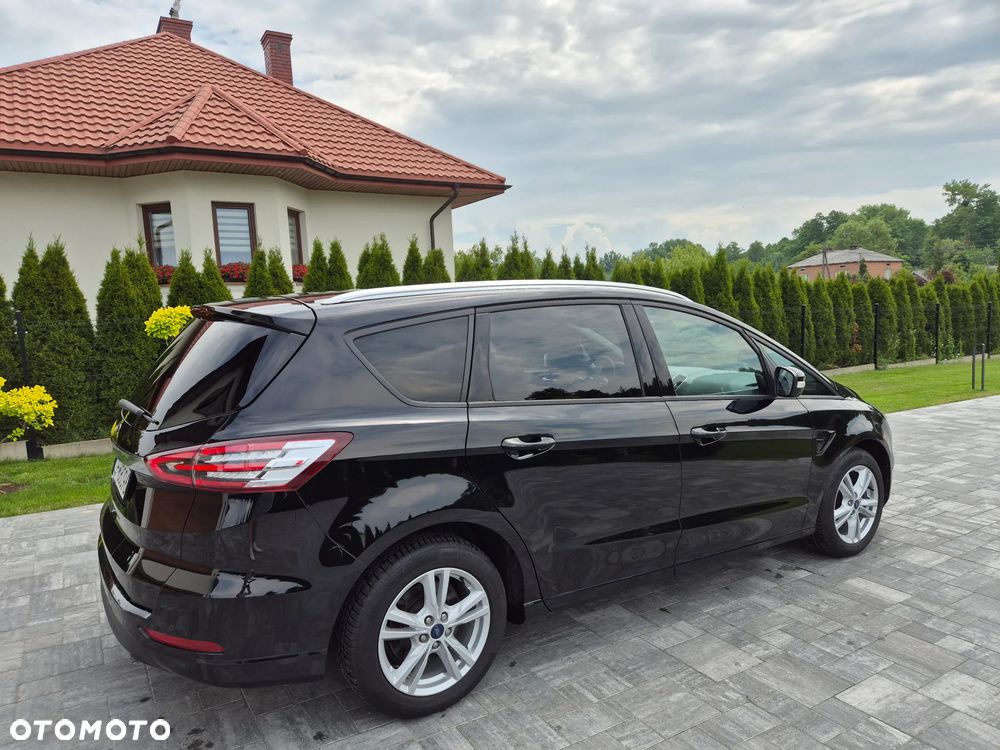 Ford S-Max 2.0 EcoBlue Titanium - 20