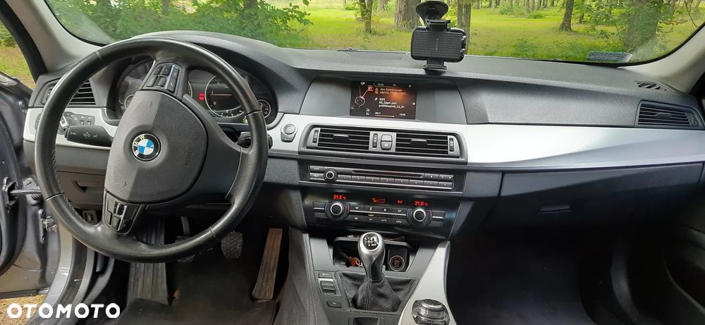 BMW Seria 5 520d - 10