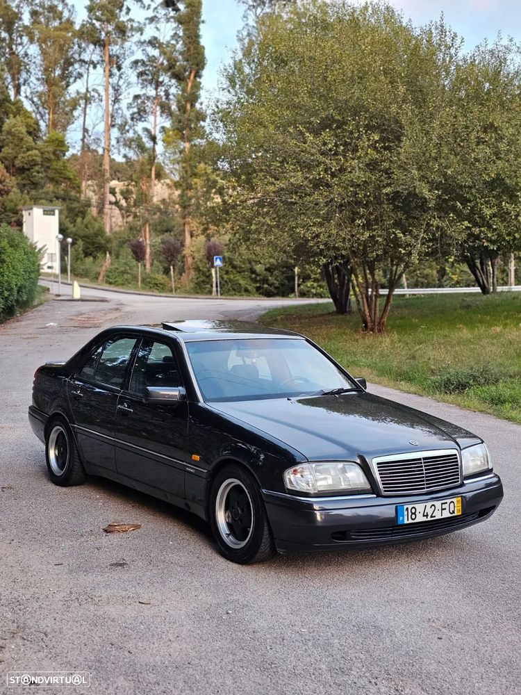 Mercedes-Benz 180 - 1