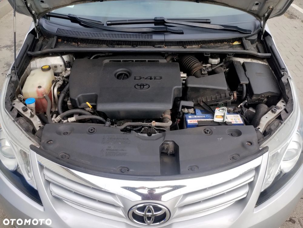Toyota Avensis 2.0 D-4D Sol - 29