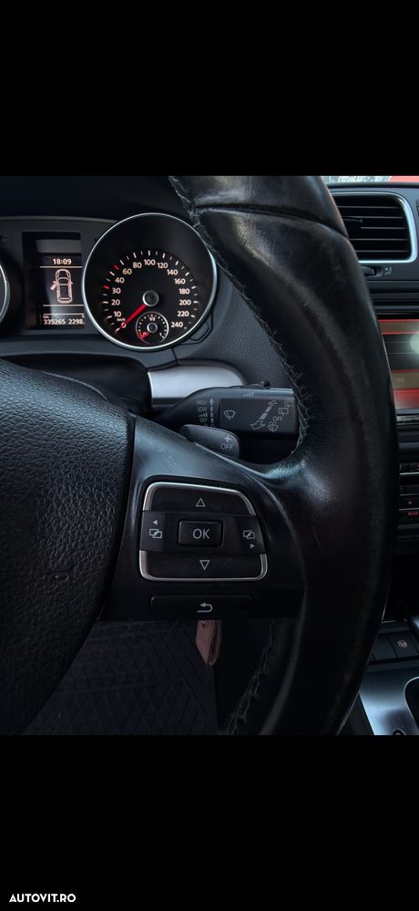 Volkswagen Golf 2.0 TDI DPF DSG Comfortline - 6