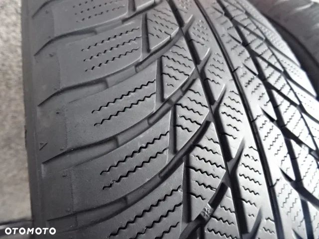 205/60/R17 93H BRIDGESTONE BLIZZAK LM001 - 3