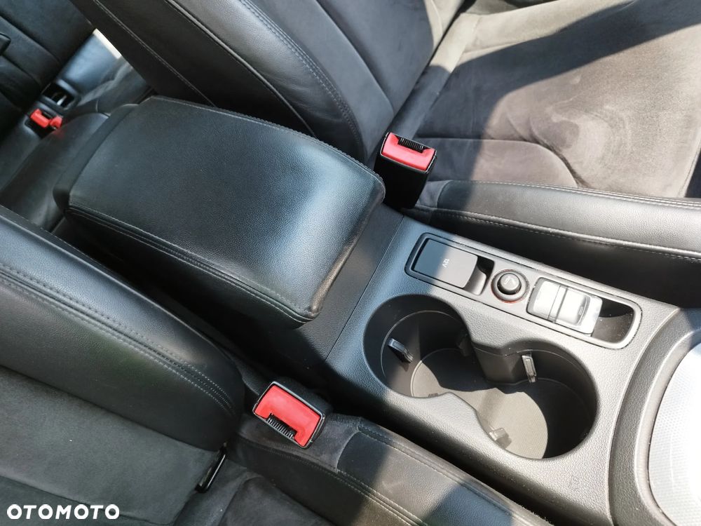 Audi Q3 2.0 TDI Quattro S tronic - 23