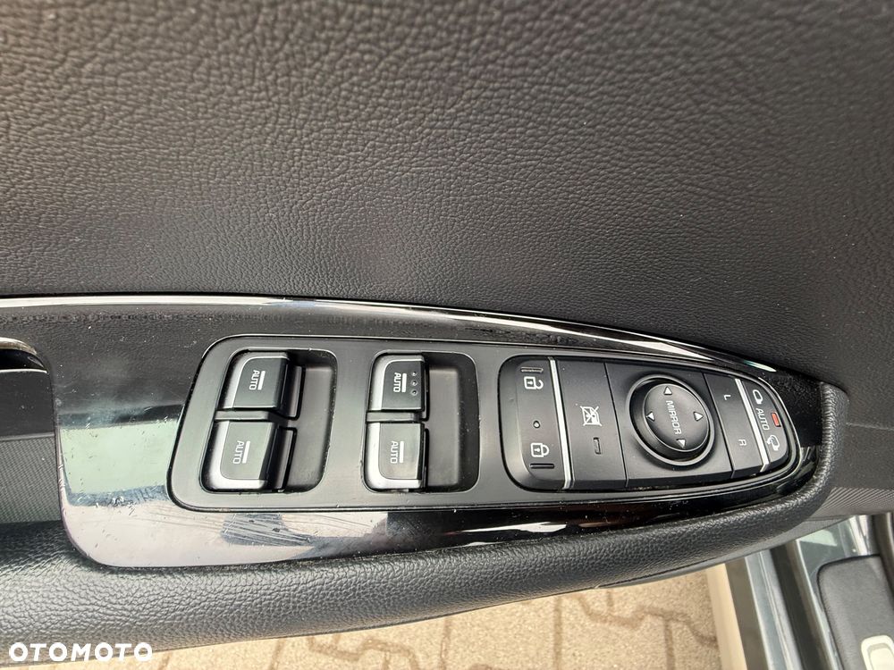 Kia Optima Sportagon 1.7 CRDI DCT GT Line - 12