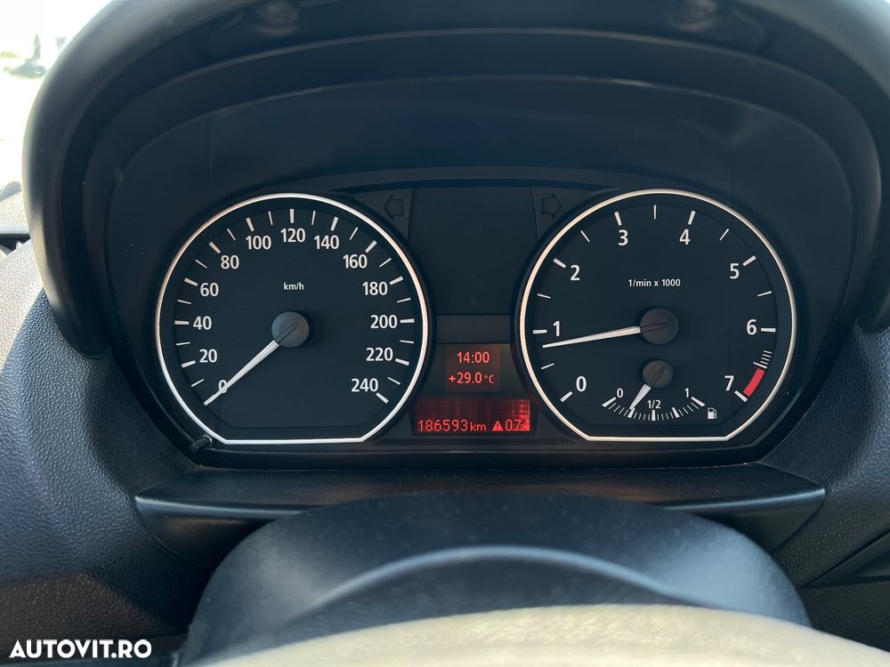 BMW Seria 1 - 8
