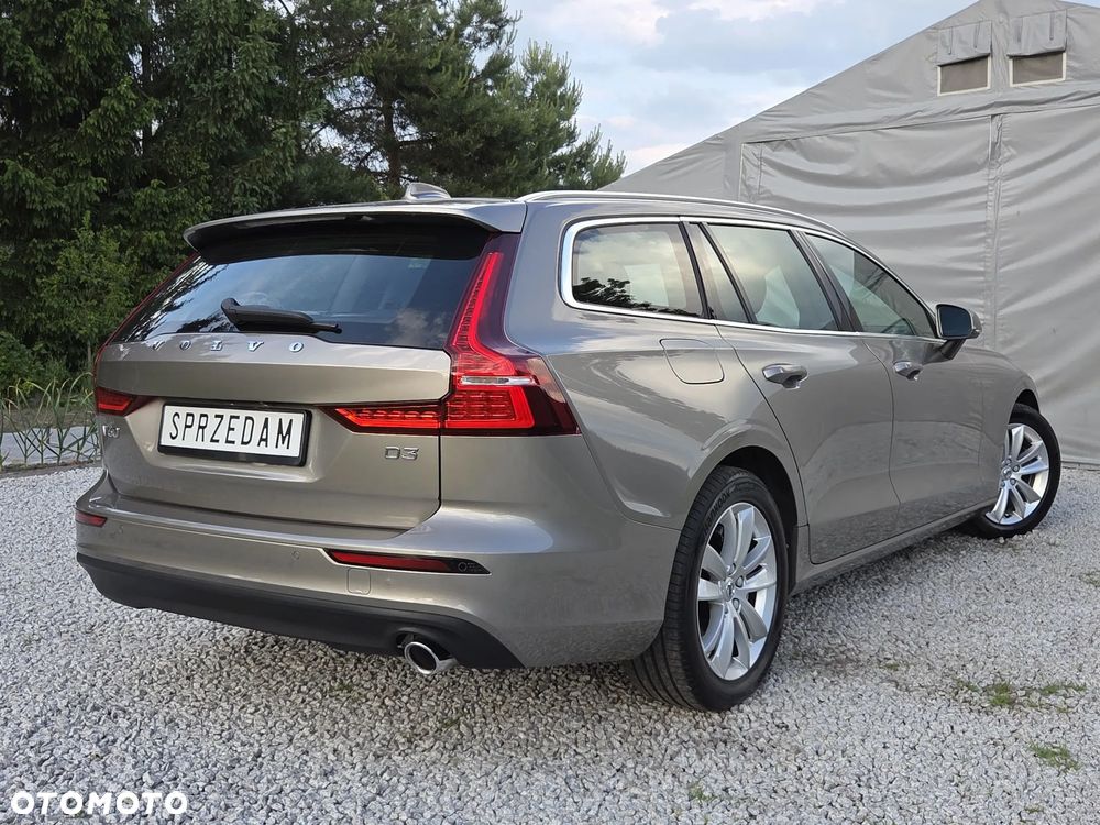 Volvo V60 D3 Momentum Pro - 38