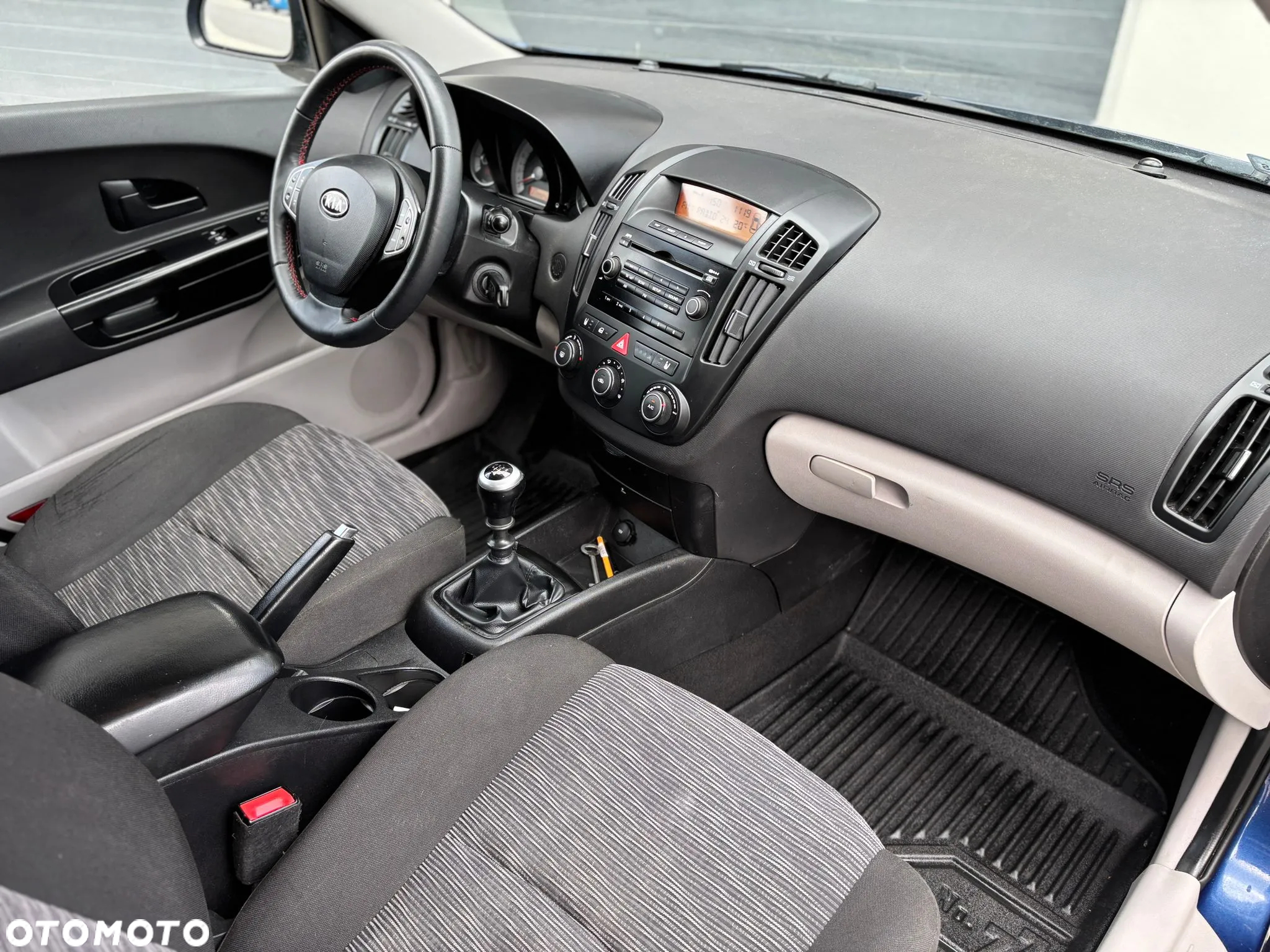 Kia Ceed Cee'd 1.6 Crdi Optimum + - 8