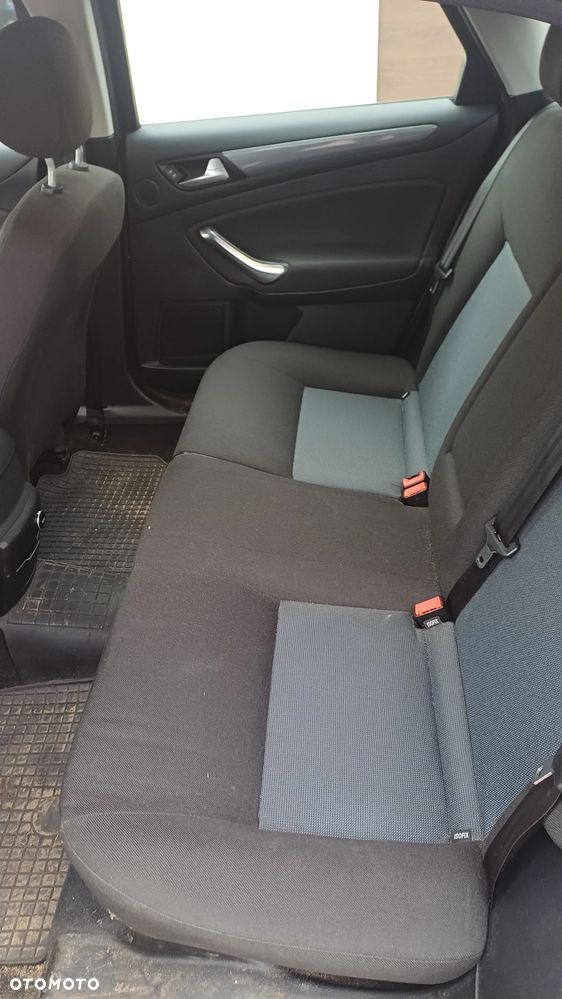 Ford Mondeo 2.0 Ambiente - 3