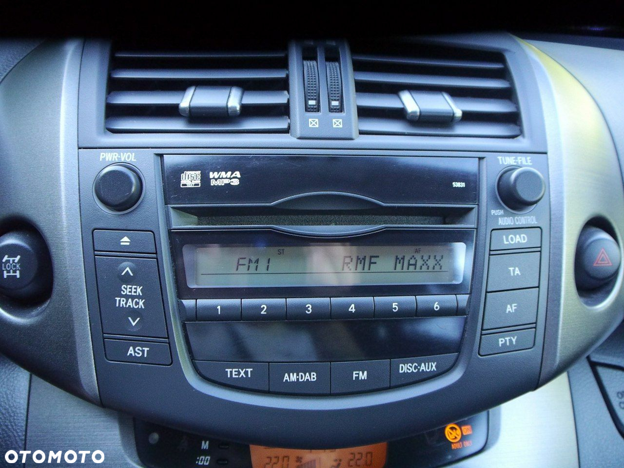 Toyota RAV4 - 32