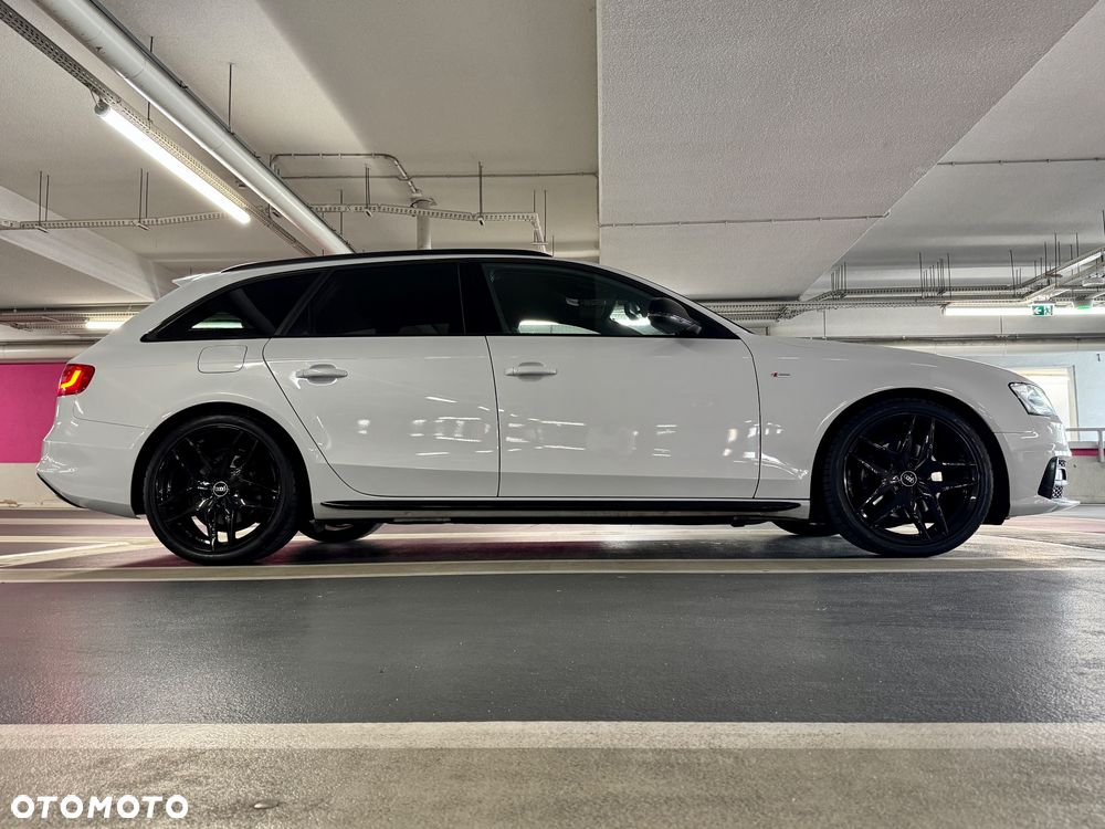 Audi A4 Avant 2.0 TDI DPF quattro S tronic S line Sportpaket - 3
