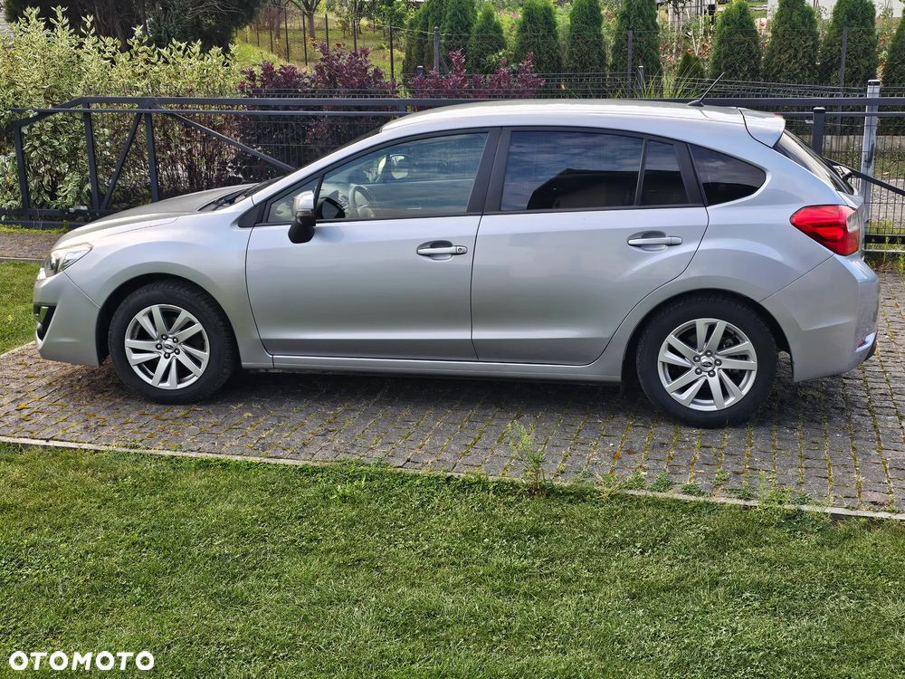 Subaru Impreza - 27
