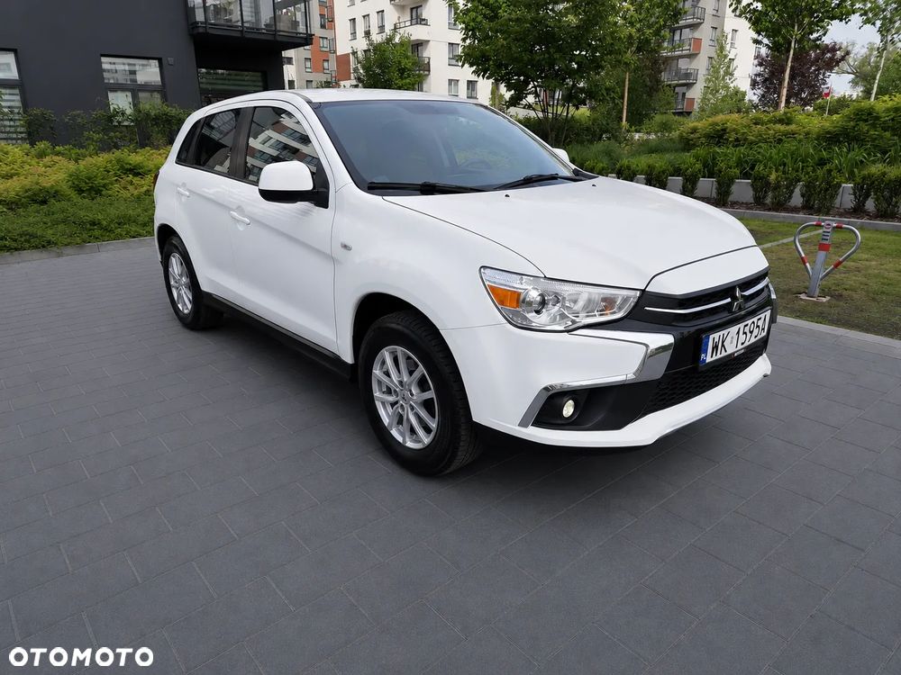 Mitsubishi ASX 1.6 Invite Navi - 2