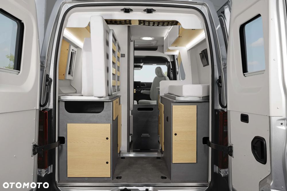 Renault Master Ahorn Camp CV 560 LAIKA CARAVANS - 12