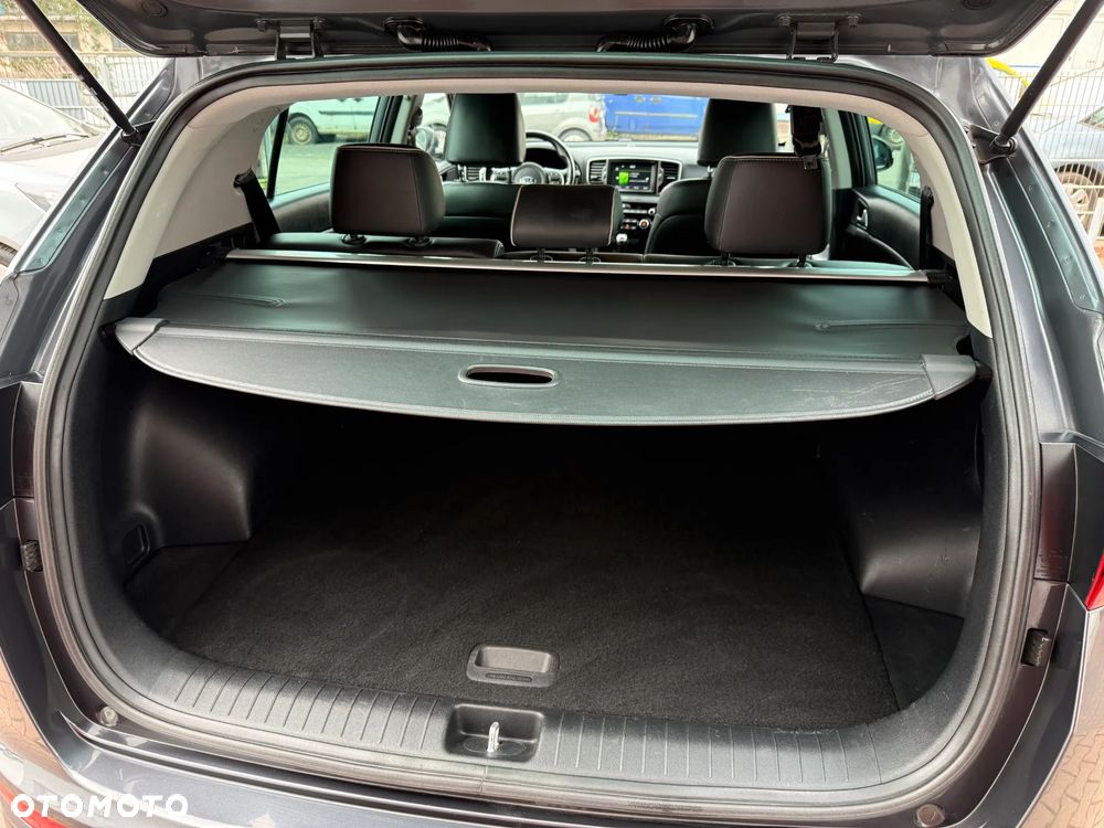 Kia Sportage 1.7 CRDI 2WD Spirit - 27