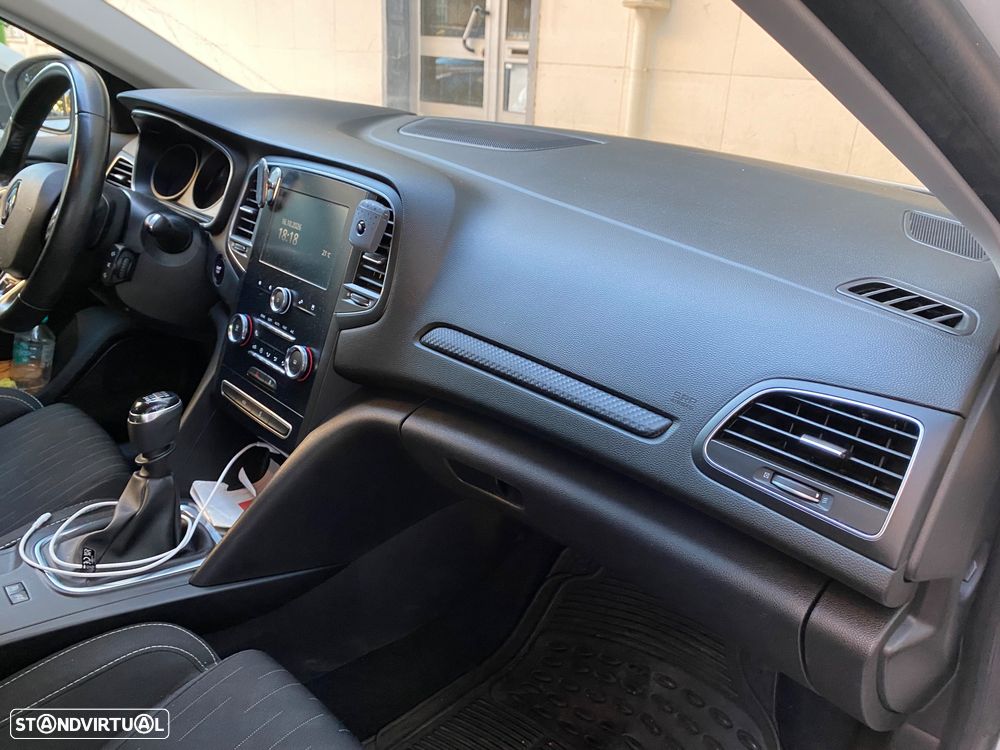 Renault Mégane Sport Tourer 1.3 TCe Intens - 8