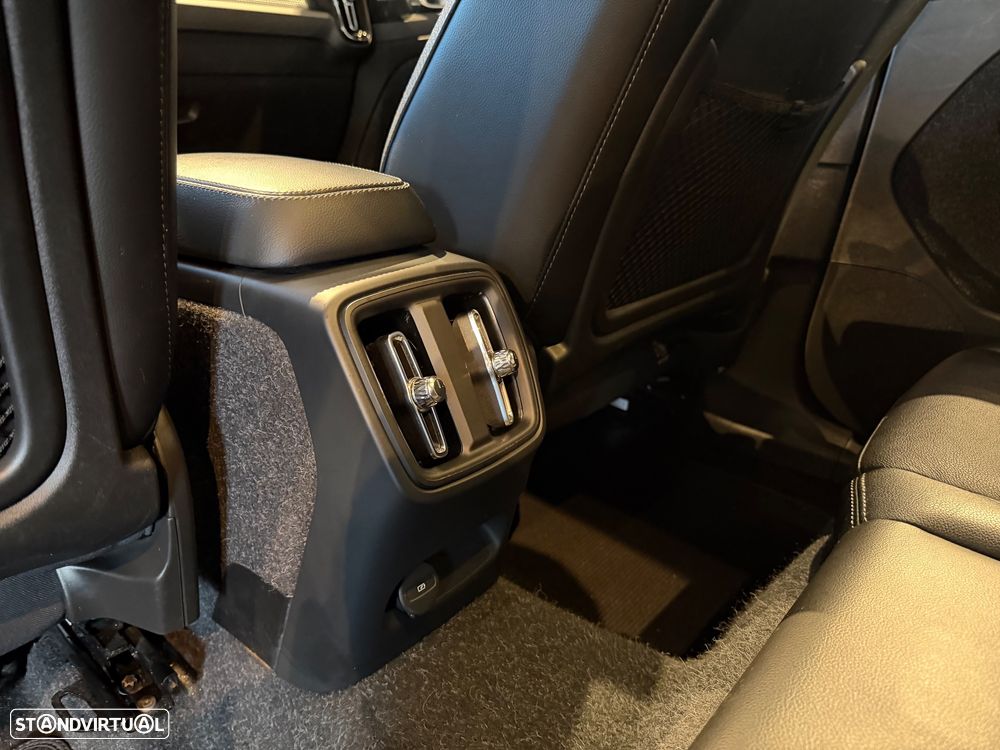 Volvo XC 40 P8 AWD Recharge RDesign - 24