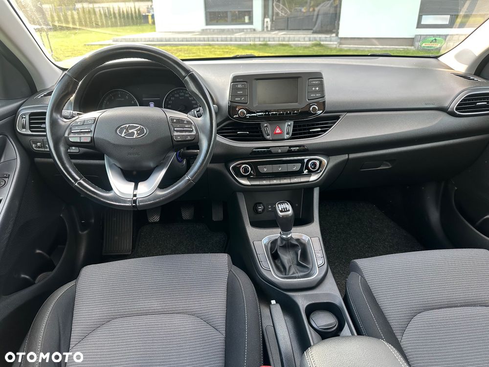 Hyundai i30 1.4 Classic + - 25