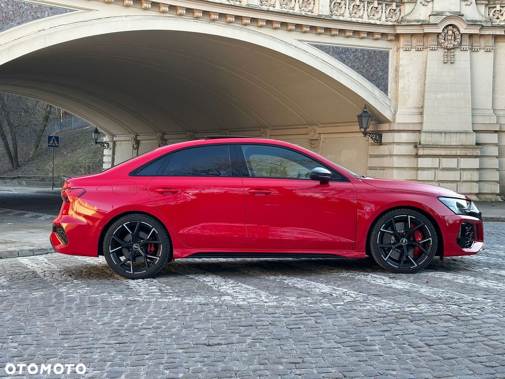 Audi RS3 Limousine TFSI Quattro S tronic - 4