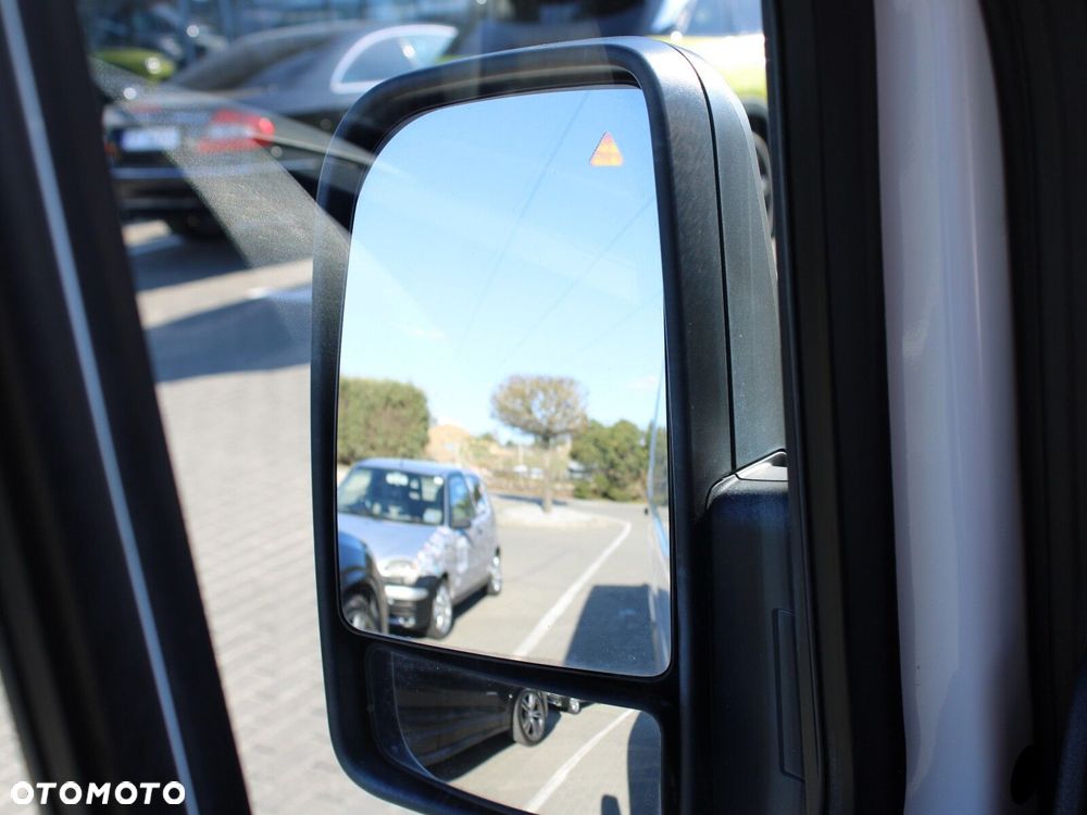 Mercedes-Benz Sprinter L4H2 - 34