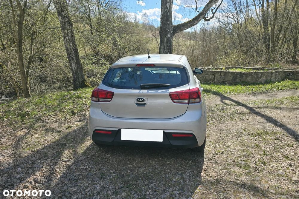Kia Rio 1.2 M (klm) - 3