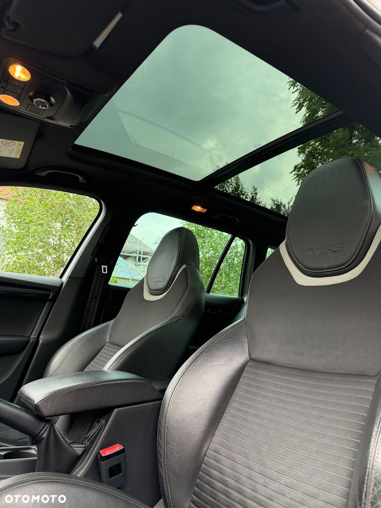 Skoda Octavia 2.0 TDI RS DSG - 21