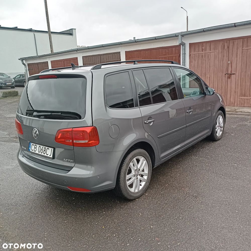 Volkswagen Touran 2.0 TDI DPF Comfortline DSG - 11