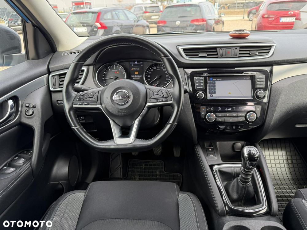 Nissan Qashqai 1.2 DIG-T N-Vision - 12