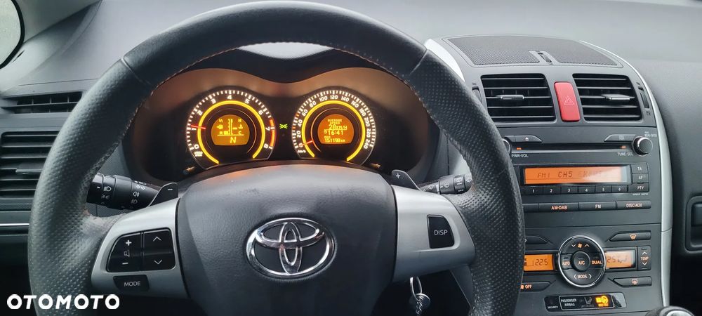 Toyota Auris 1.6 Premium MM - 21