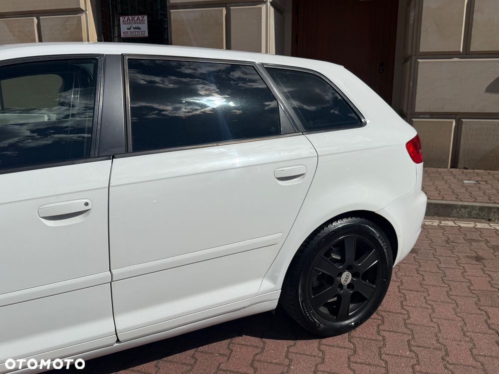 Audi A3 Sportback 1.4 TFSI Ambiente - 15