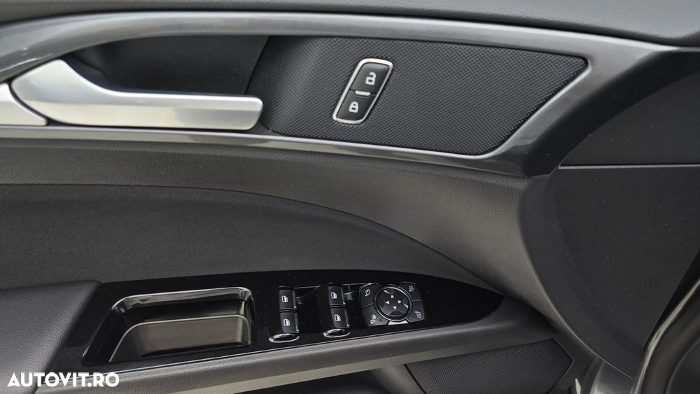 Ford Mondeo 2.0 TDCi Aut. Trend - 11