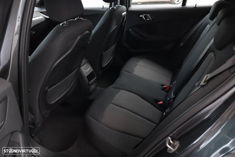 BMW 116 d Aut. - 11
