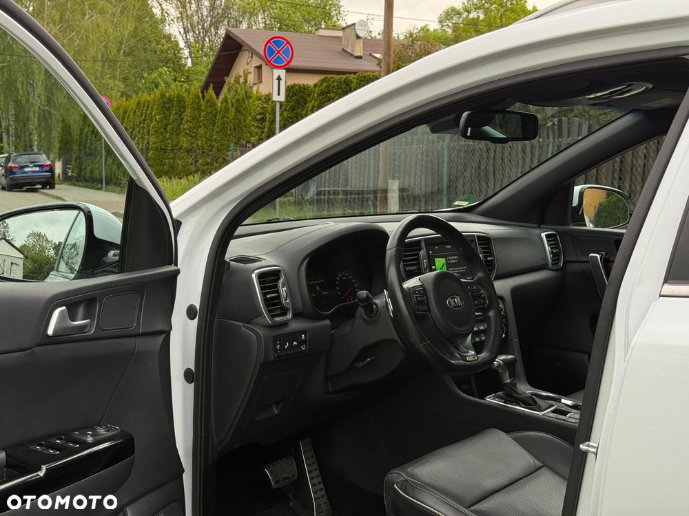 Kia Sportage 2,0 CRDI AWD GT Line - 14