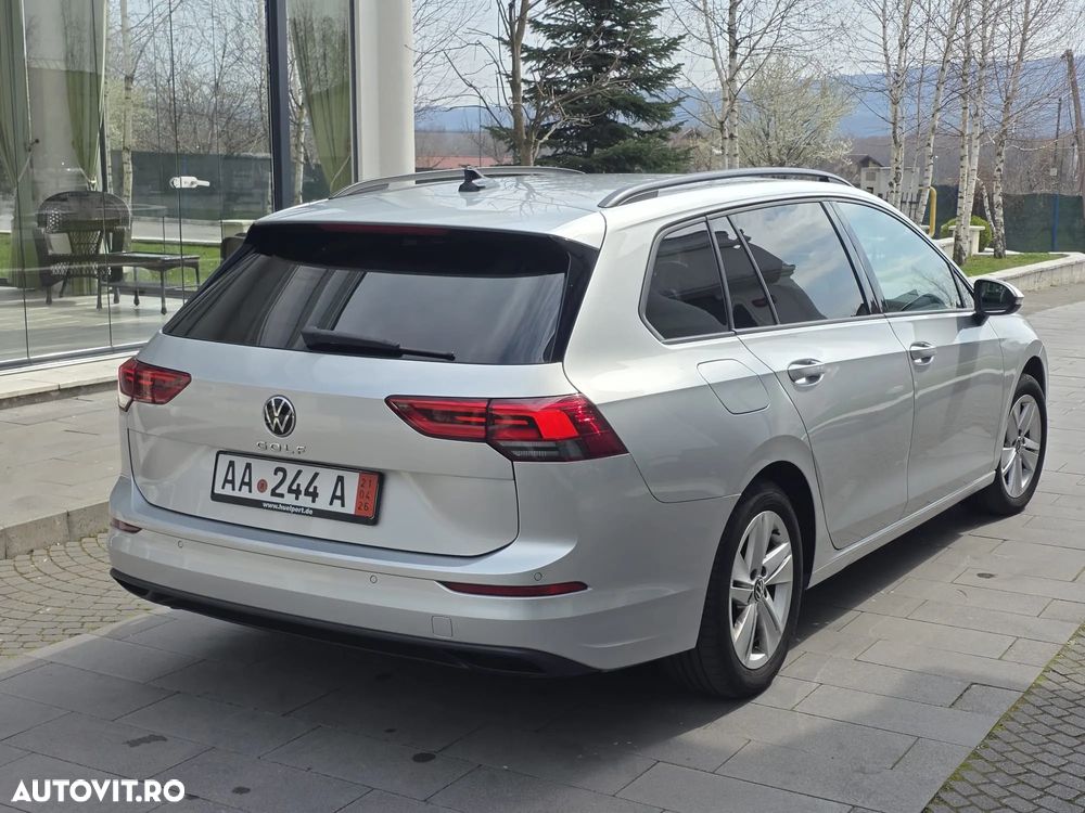 Volkswagen Golf 2.0 TDI SCR DSG Life - 12