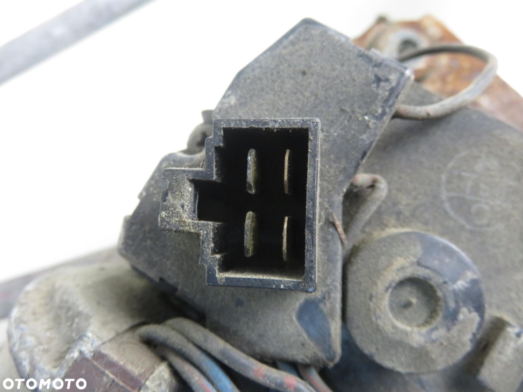 MECHANIZM WYCIERACZEK DAIHATSU FEROZA 8512087611 8490504743 - 5