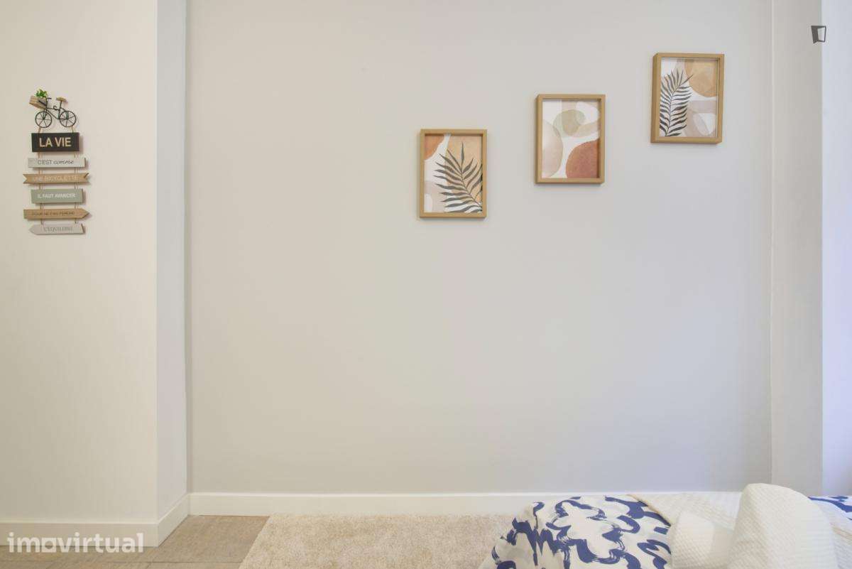 Quarto - localizado em Olaias Lisbon - Grande imagem: 5/44