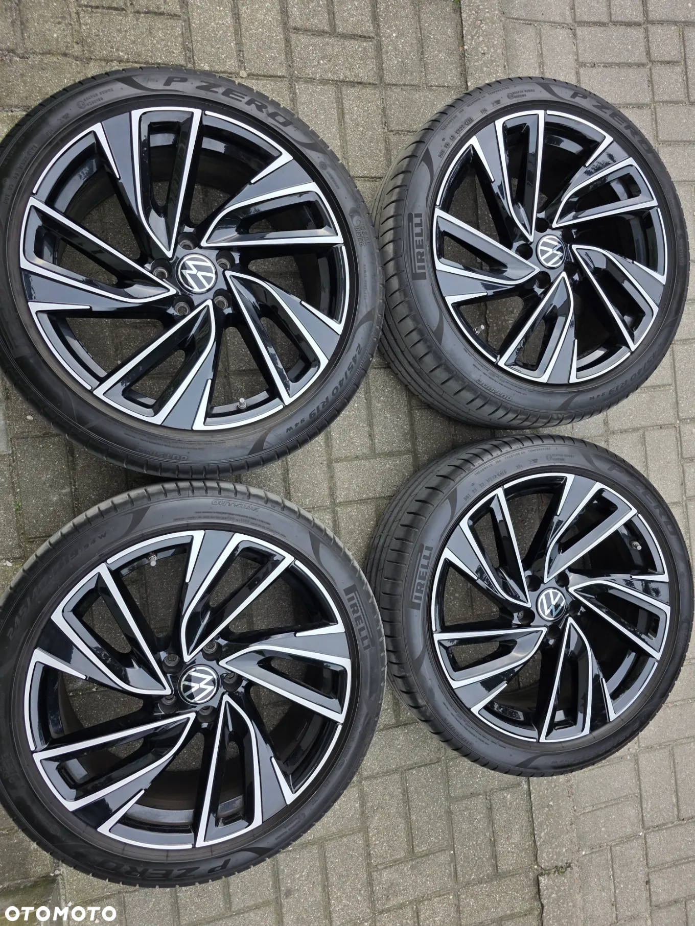 Volkswagen Arteon 2.0 TSI 4Motion R DSG - 16