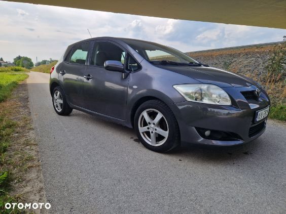 Toyota Auris 1.6 VVT-i Premium - 2