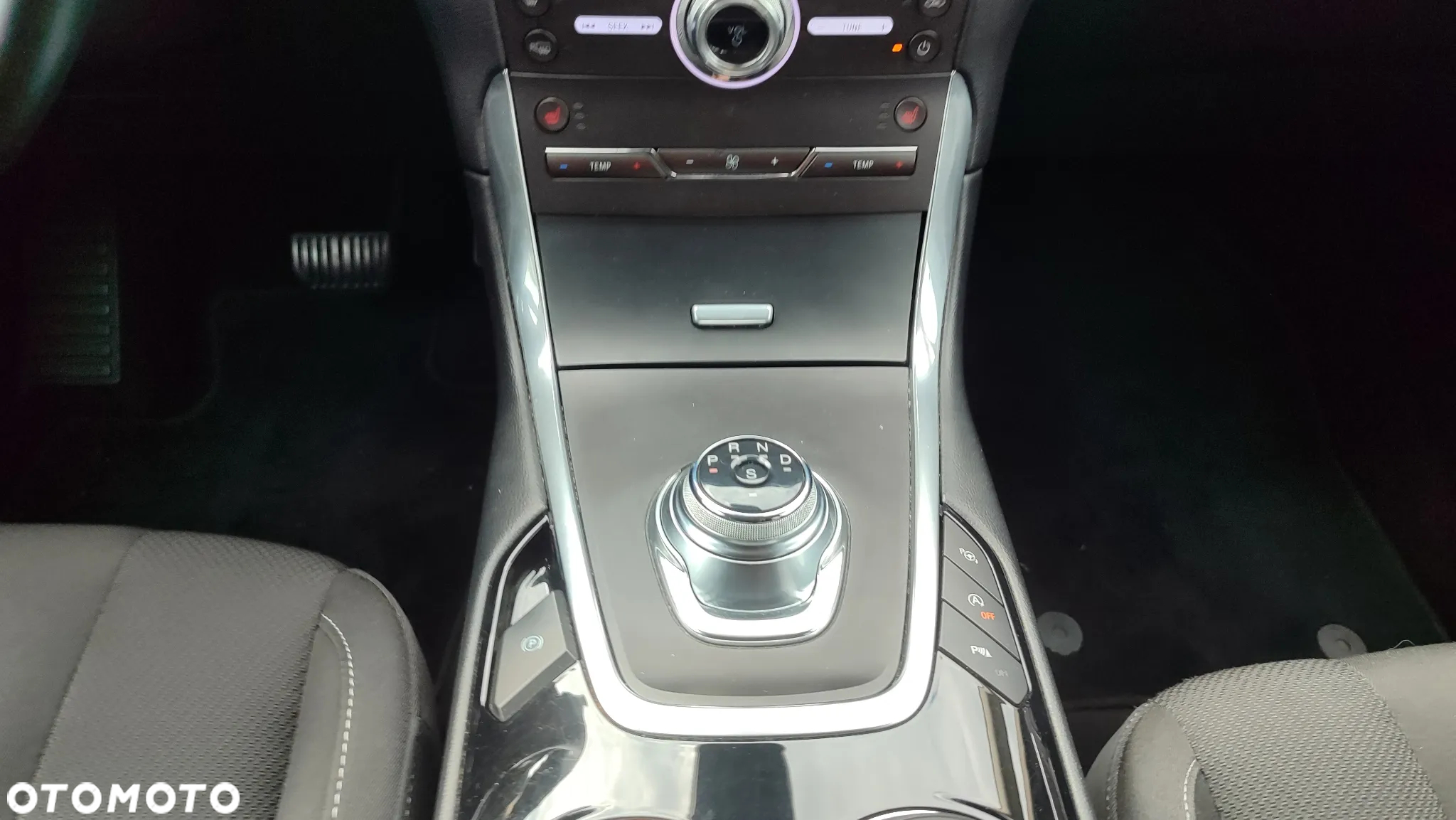 Ford S-Max 2.0 EcoBlue TITANIUM - 34