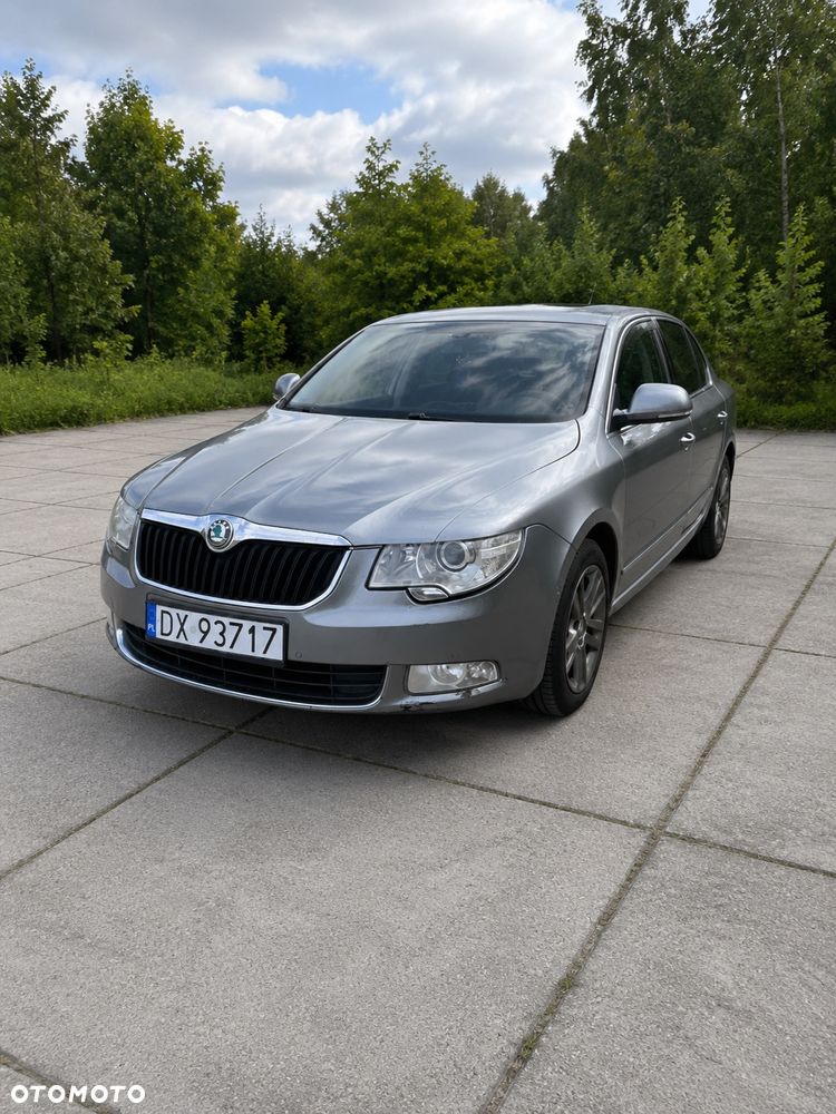 Skoda Superb 2.0 TDI Comfort DSG - 1