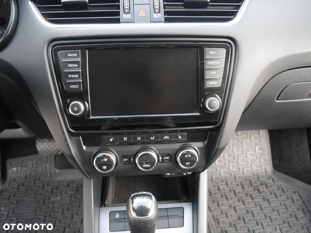 Skoda Octavia 2.0 TDI (Green tec) DSG Joy - 12