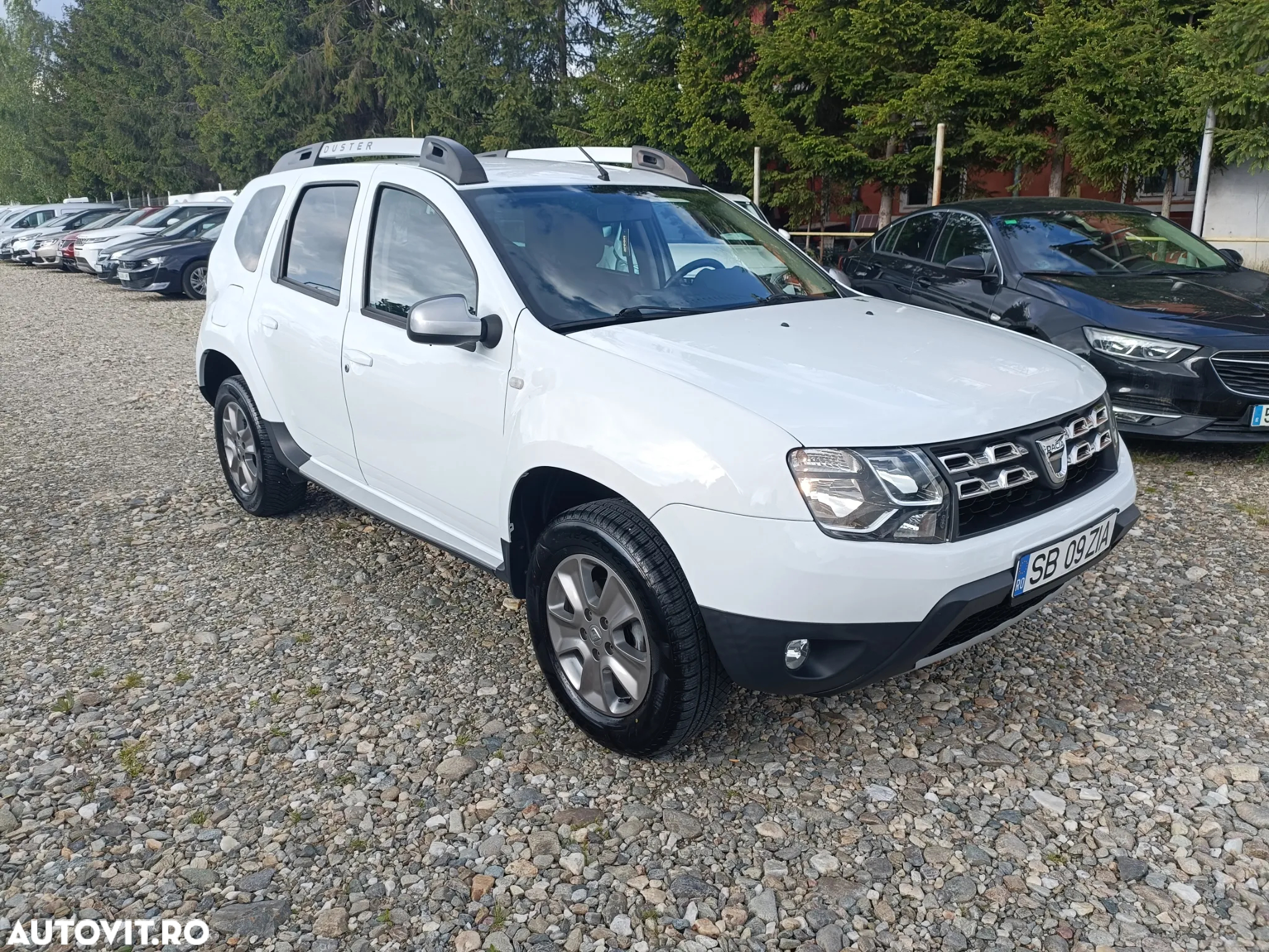 Dacia Duster 1.2 TCe 4x2 Laureate - 2