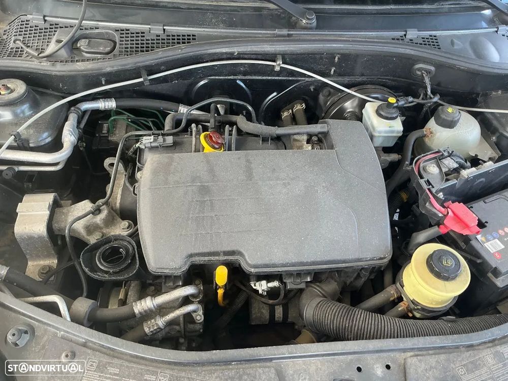 Dacia Sandero - 8