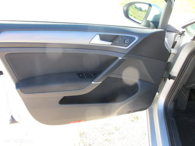 Volkswagen Golf VII 1.6 TDI BlueMotion Trendline - 13