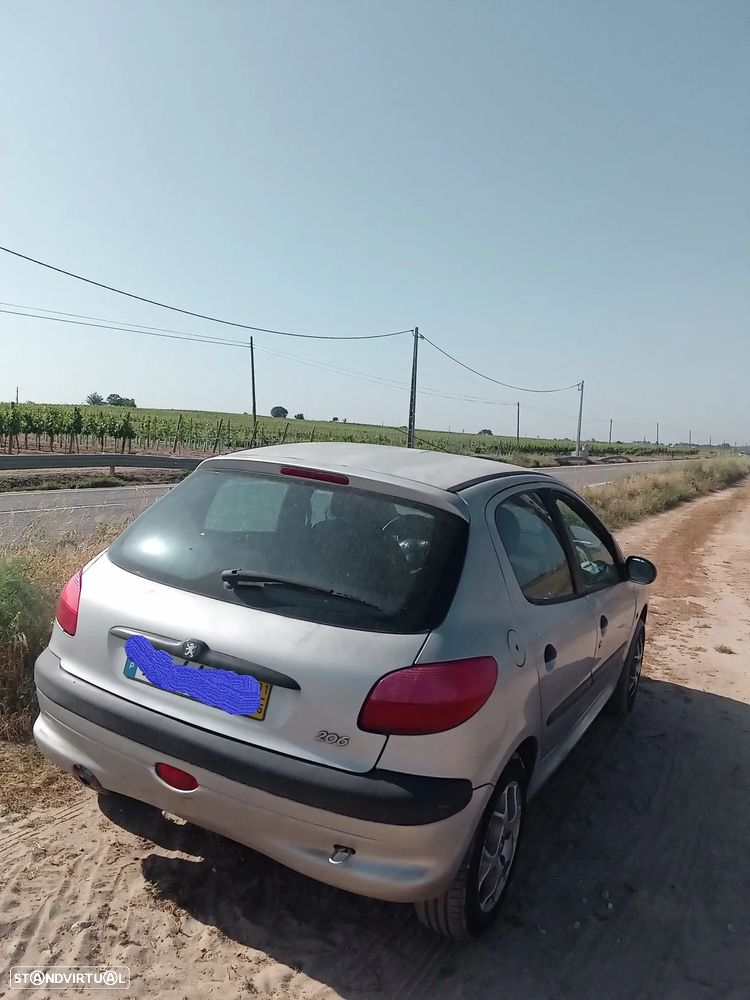 Peugeot 206 1.1 XR - 2