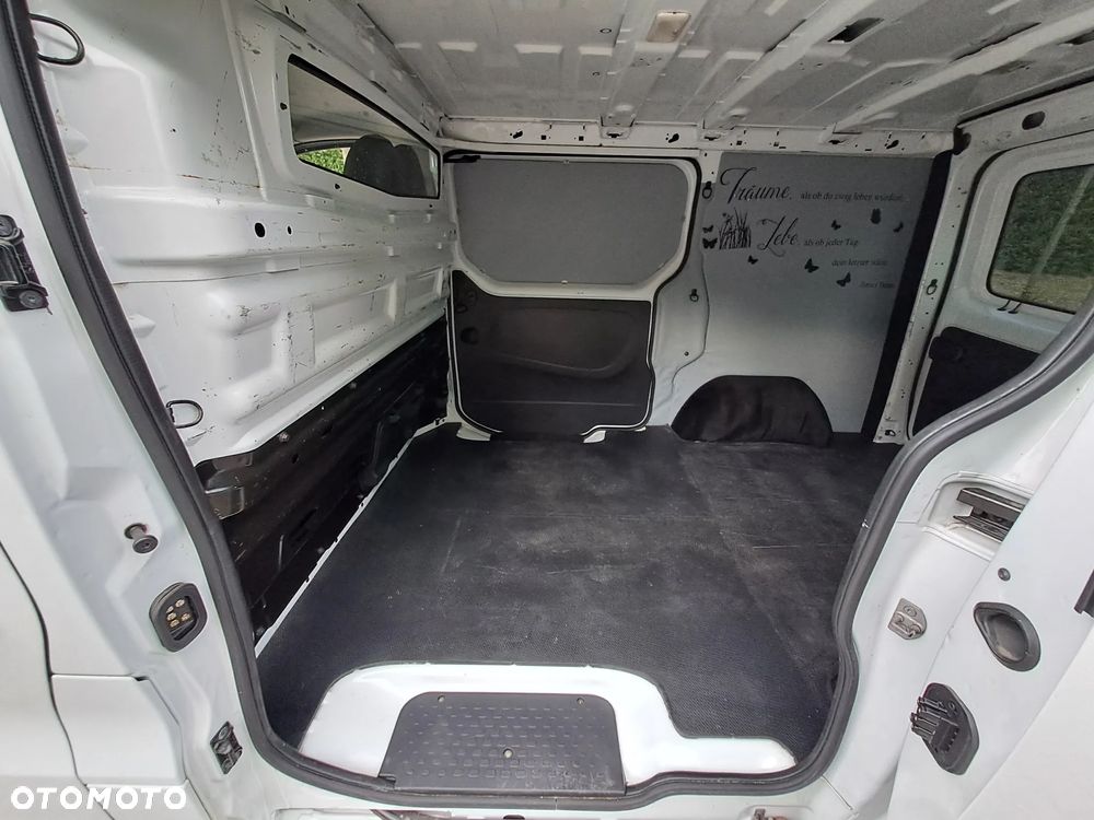 Renault Trafic - 16