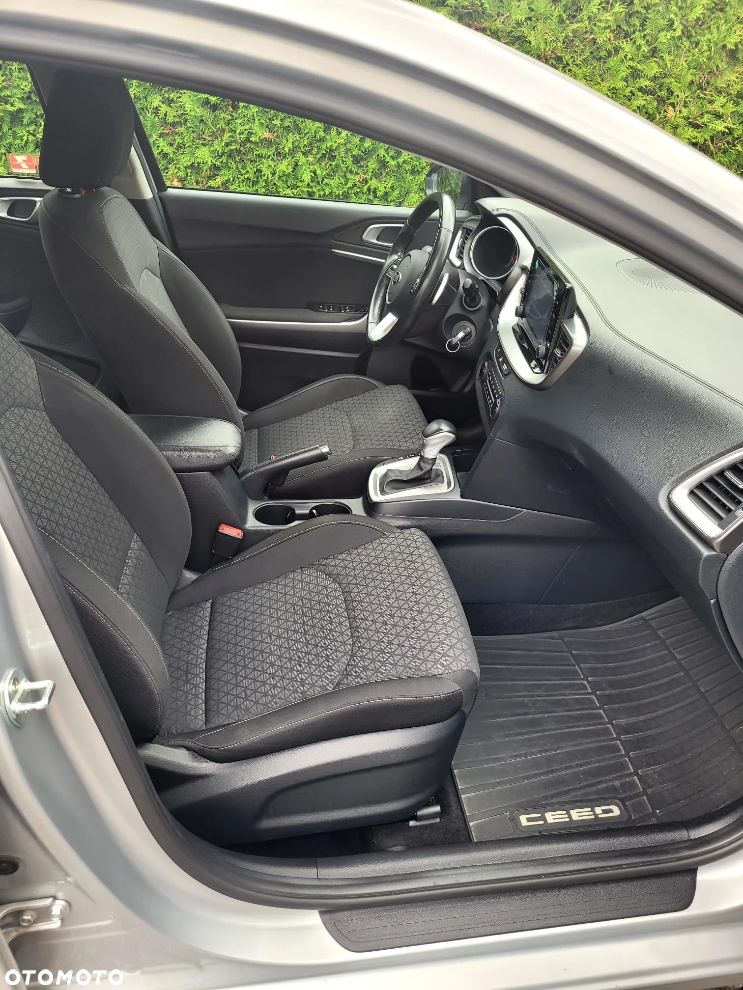 Kia Ceed 1.6 CRDi SCR L Business Line DCT - 13