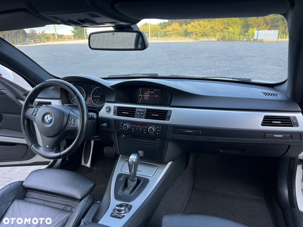 BMW Seria 3 320d Coupe - 17
