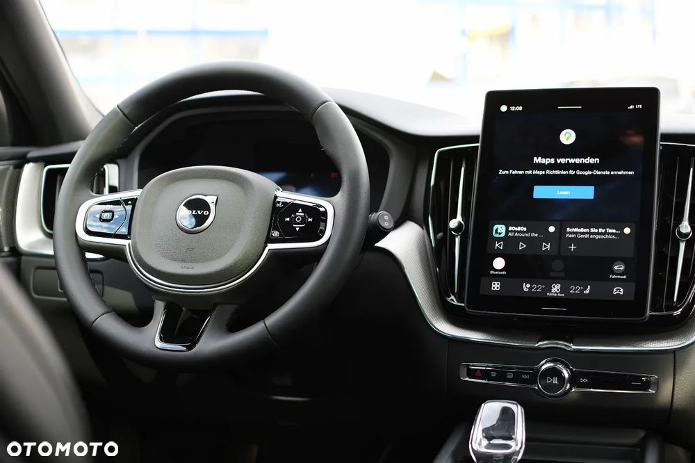 Volvo XC 60 B5 B AWD Plus Black Edition - 31